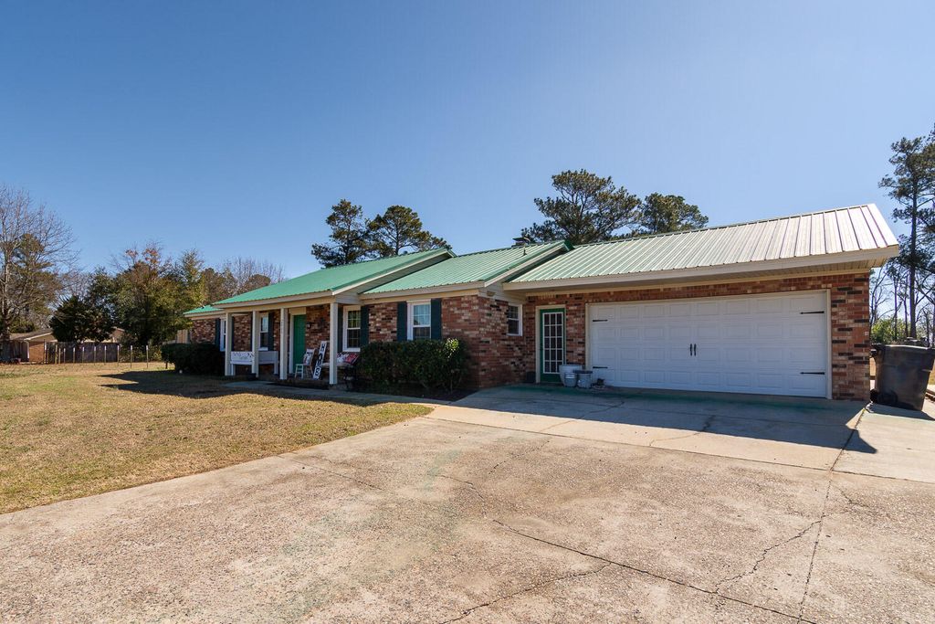 Photo of 2066 Mcdade Farm Road, Hephzibah, GA 30815 (MLS # 552220)