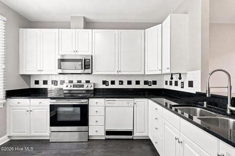 Tiny photo for 233 Racine Drive #Unit 47, Wilmington, NC 28403 (MLS # 100601253)