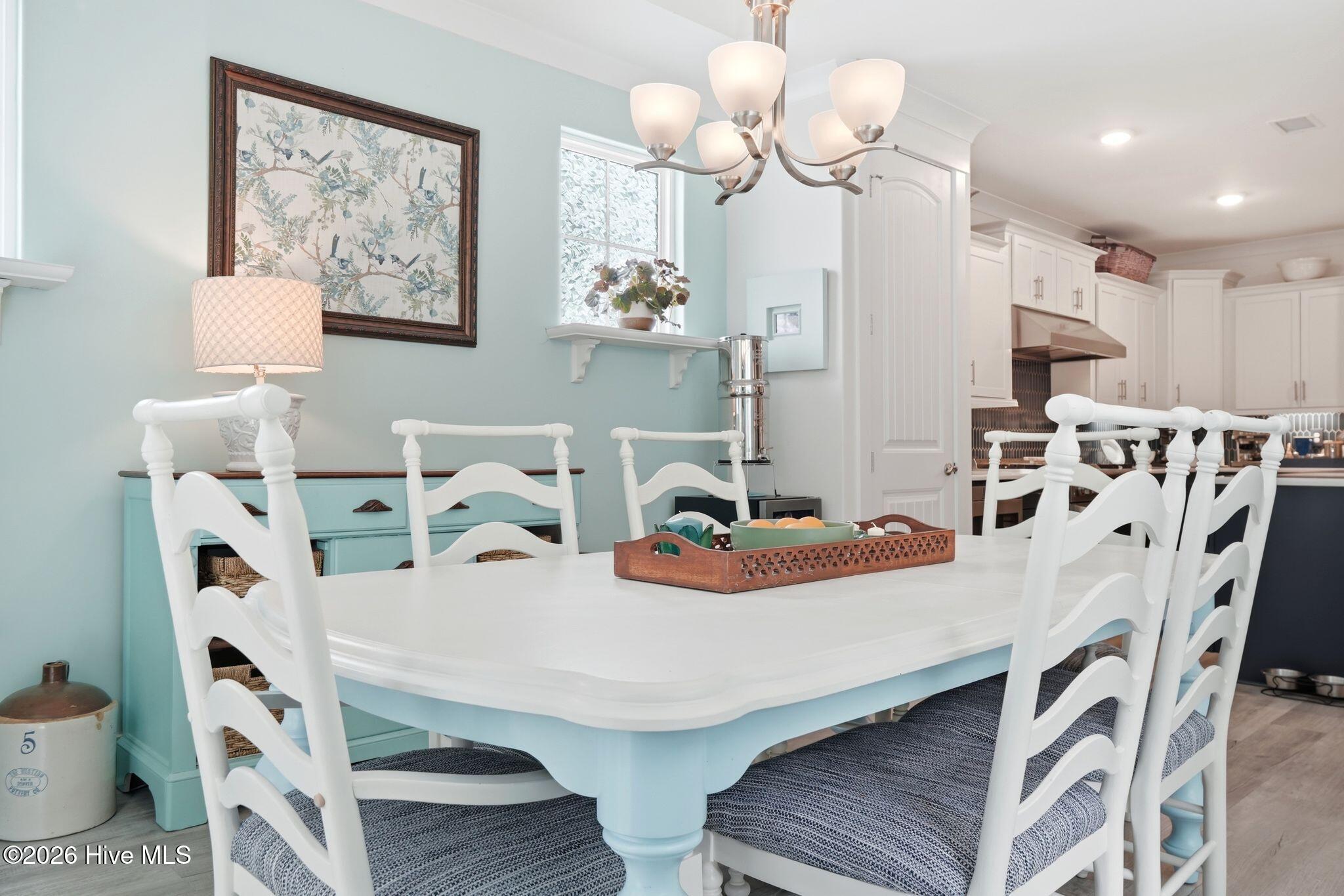 2038 Manor Parc Drive