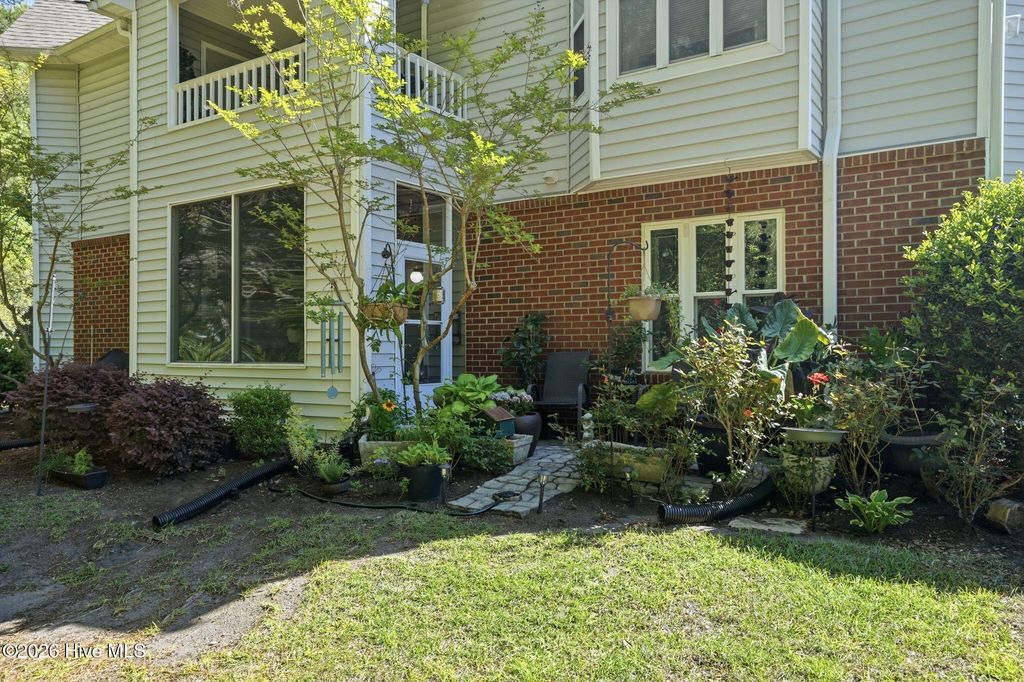 Photo of 4108 Breezewood Drive #Apt 101, Wilmington, NC 28412 (MLS # 100566564)
