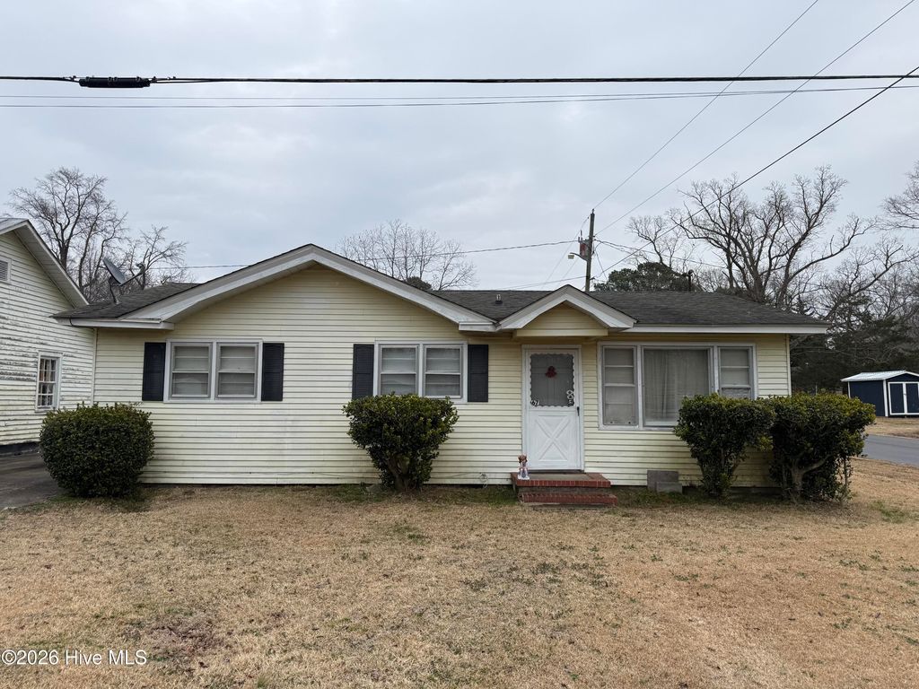 Photo of 67 Mayo Street S, Maury, NC 28554 (MLS # 100555257)