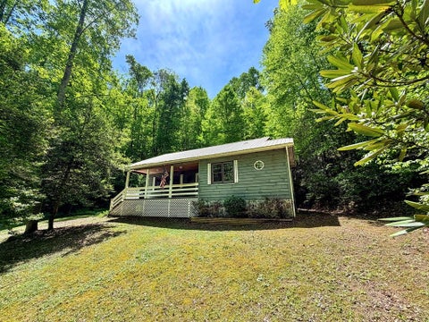 Homes For Sale - 175 Cougar Lane<br/> Whittier, NC 28789