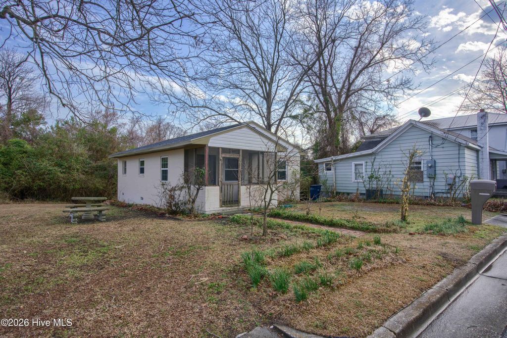 Photo of 60 Kerr Street, Jacksonville, NC 28540 (MLS # 100556576)