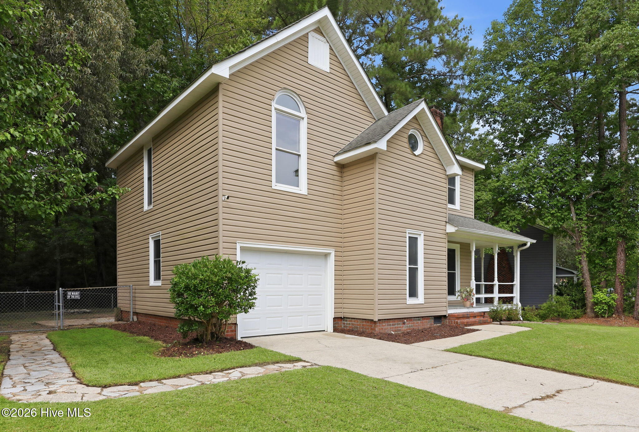 128 Robinhood Drive