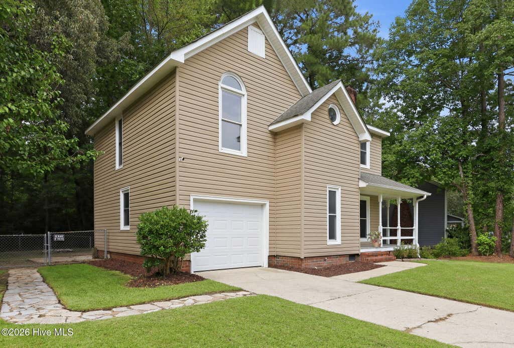 Photo of 128 Robinhood Drive, Jacksonville, NC 28546 (MLS # 100599398)