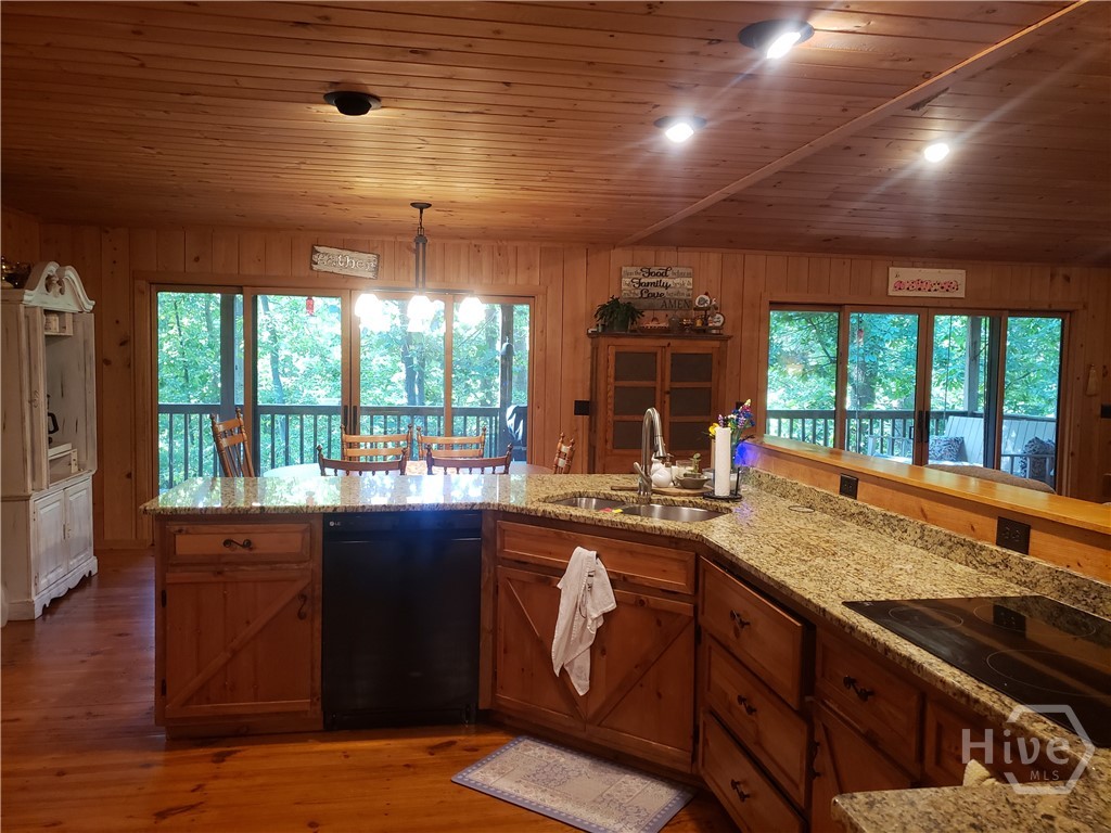 718 Evangelical Church Road