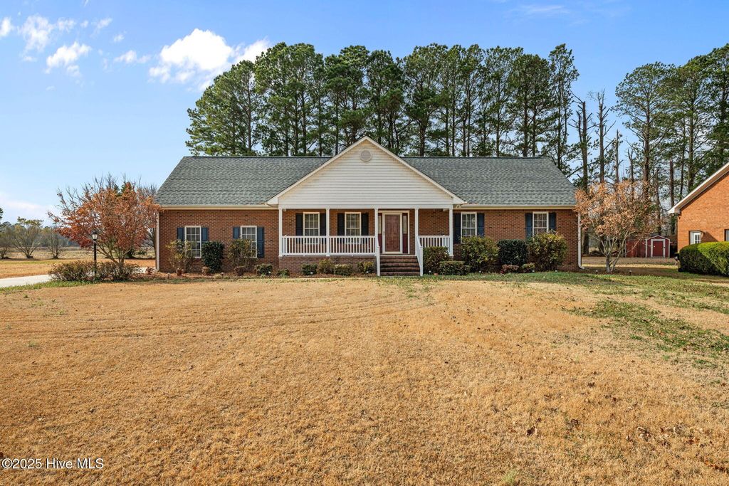 Photo of 309 Nina Lane, New Bern, NC 28562 (MLS # 100547093)