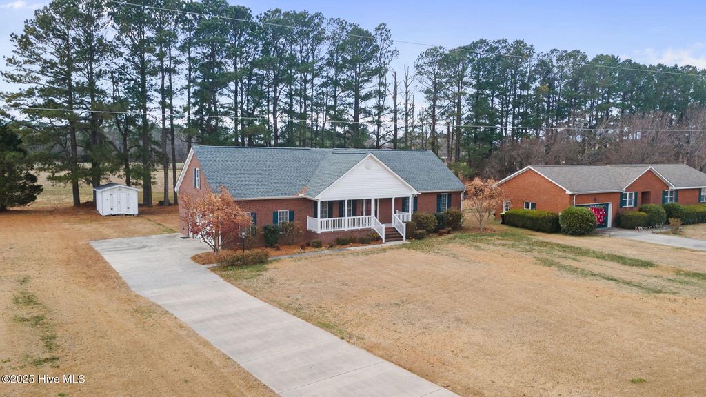 Photo of 309 Nina Lane, New Bern, NC 28562 (MLS # 100547093)