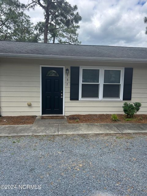 937 N Ashe Street Southern Pines NC 28387