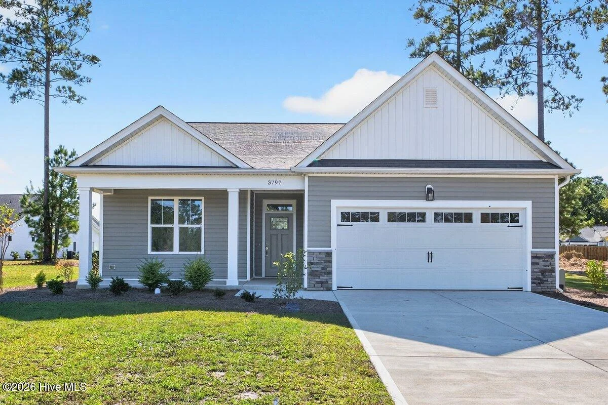 3801 Summer Breeze Court NE