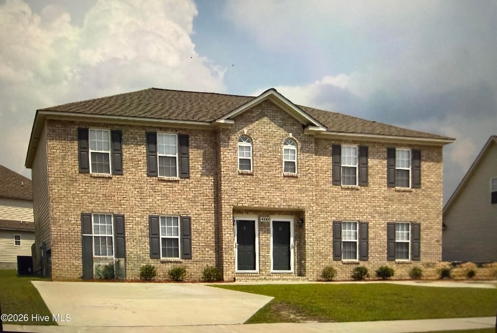 Photo of 4009 Lucerne Court #B, Winterville, NC 28590 (MLS # 100565550)