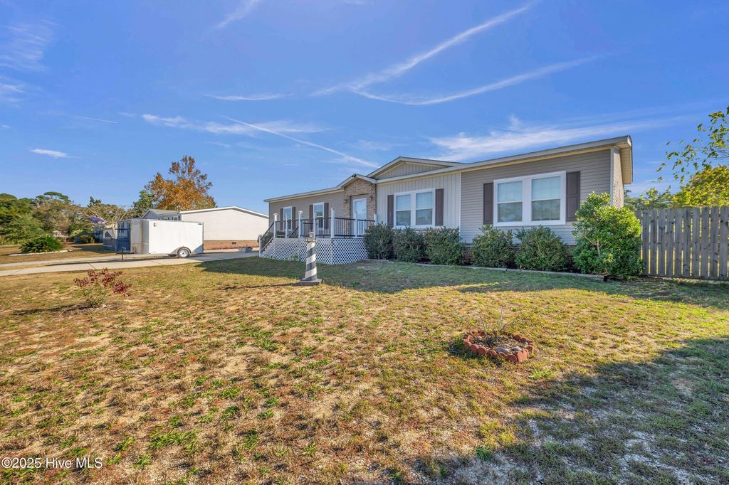 Photo of 516 Soundside Drive, Wilmington, NC 28412 (MLS # 100539826)