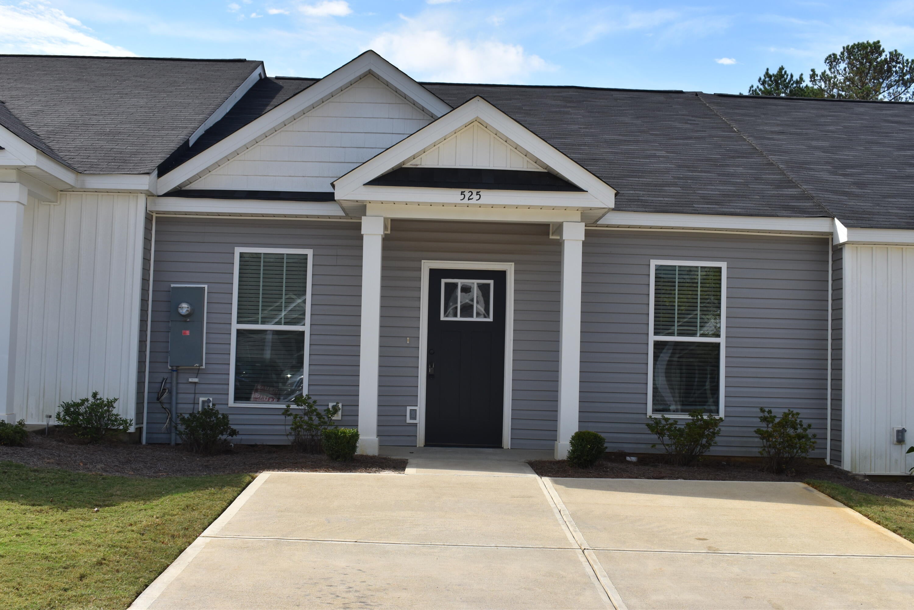 525 Hardy Point