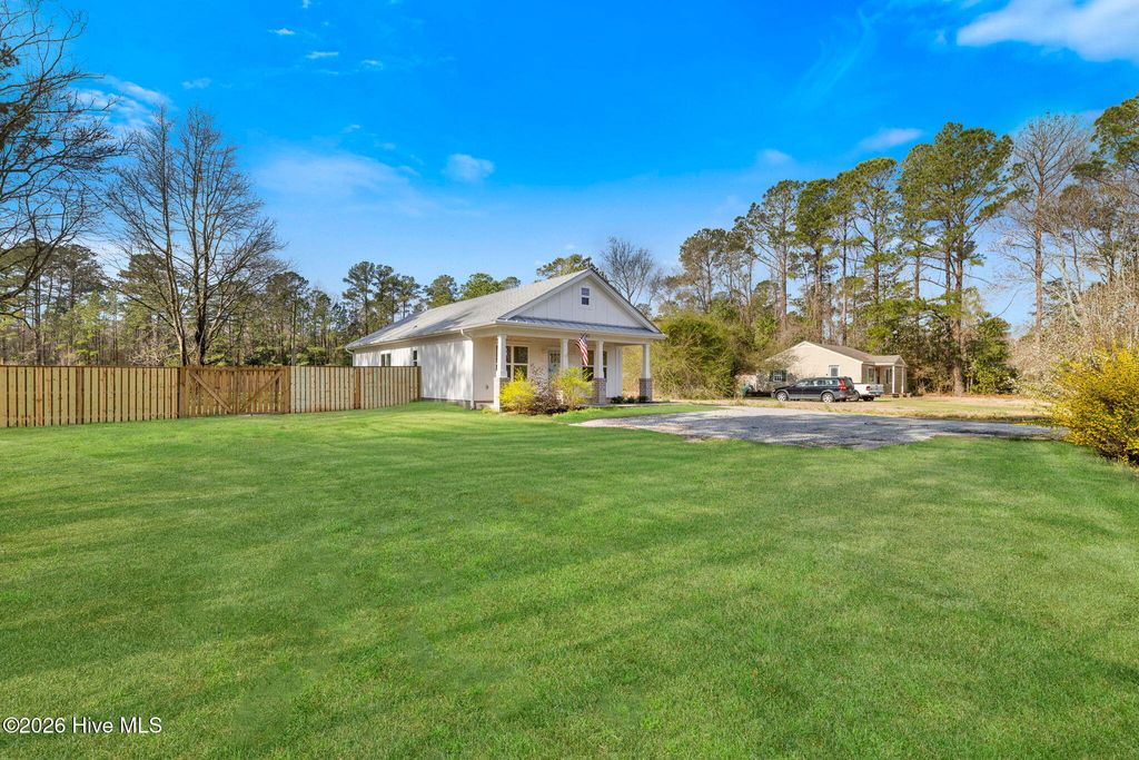 Photo of 1841 Penderlea Highway, Burgaw, NC 28425 (MLS # 100559707)