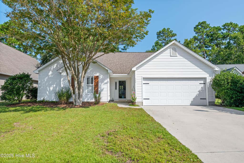 Photo of 111 Yaupon Court, Hampstead, NC 28443 (MLS # 100595414)