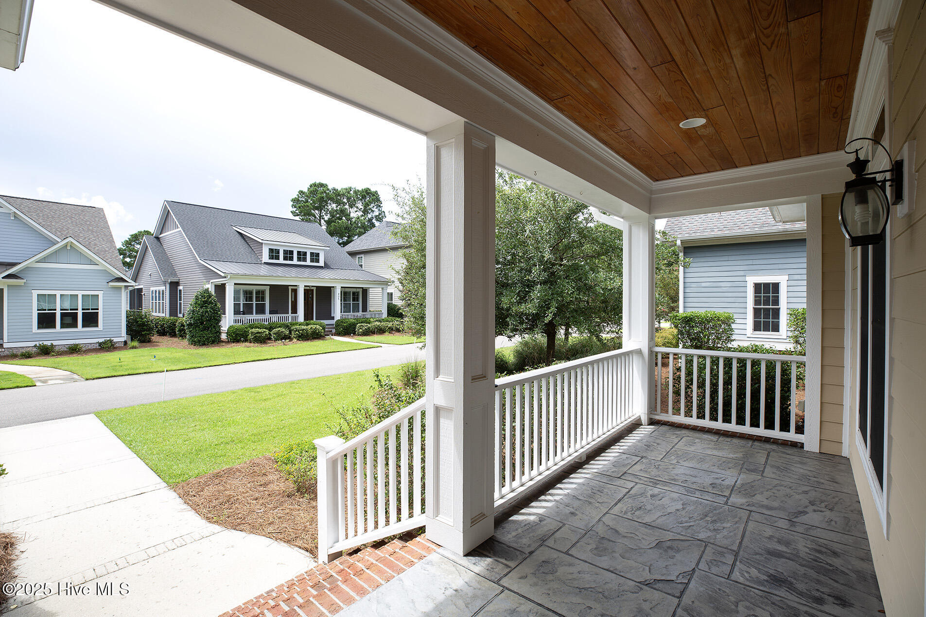402 Cornubia Drive