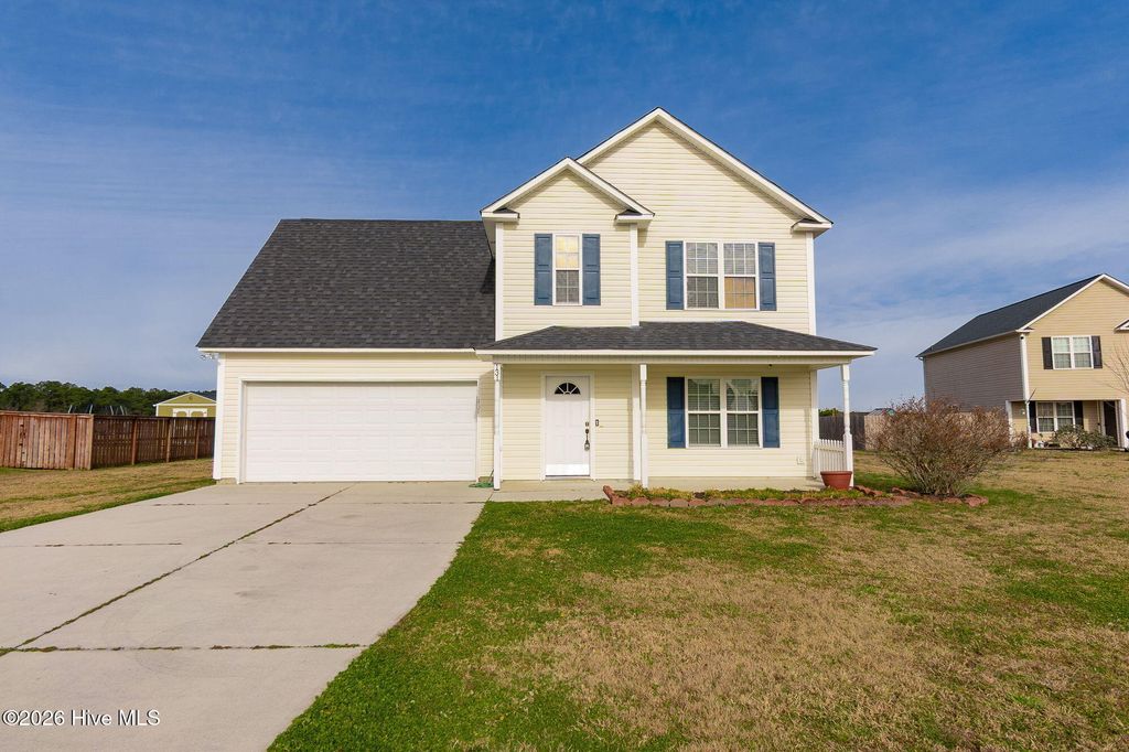 Photo of 131 Cherry Grove Drive, Richlands, NC 28574 (MLS # 100569536)
