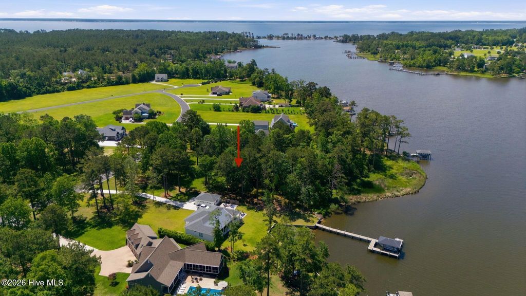 Photo of 356 Southern Plantation Drive S, Oriental, NC 28571 (MLS # 100575924)
