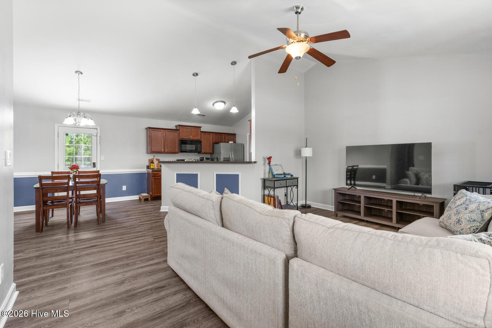 216 Lockwood Court