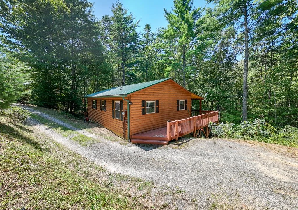 15 Fern Ridge Trail
