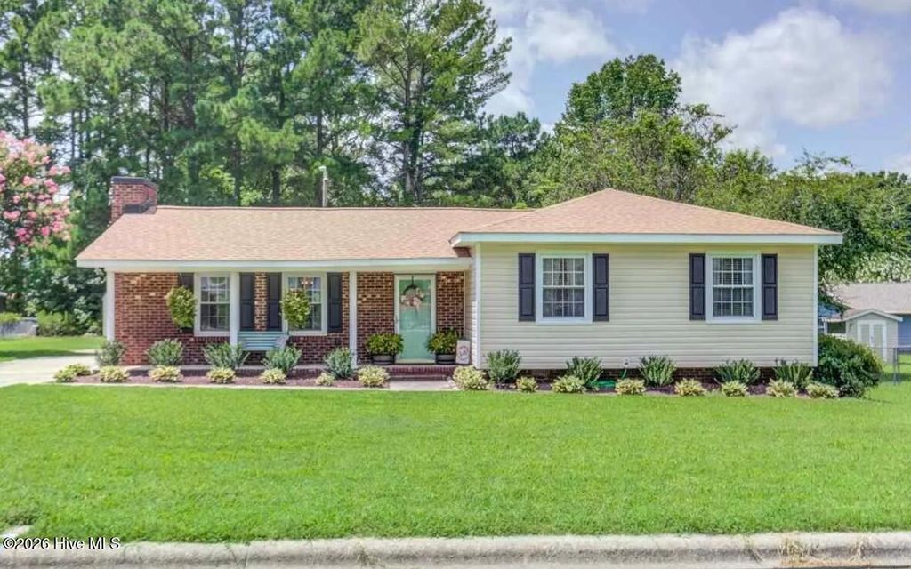 Photo of 619 Devon Place, Zebulon, NC 27597 (MLS # 100577435)