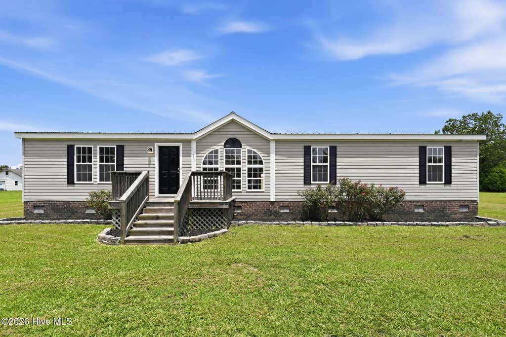 Photo of 123 Hoffman Forest Road, Richlands, NC 28574 (MLS # 100591158)