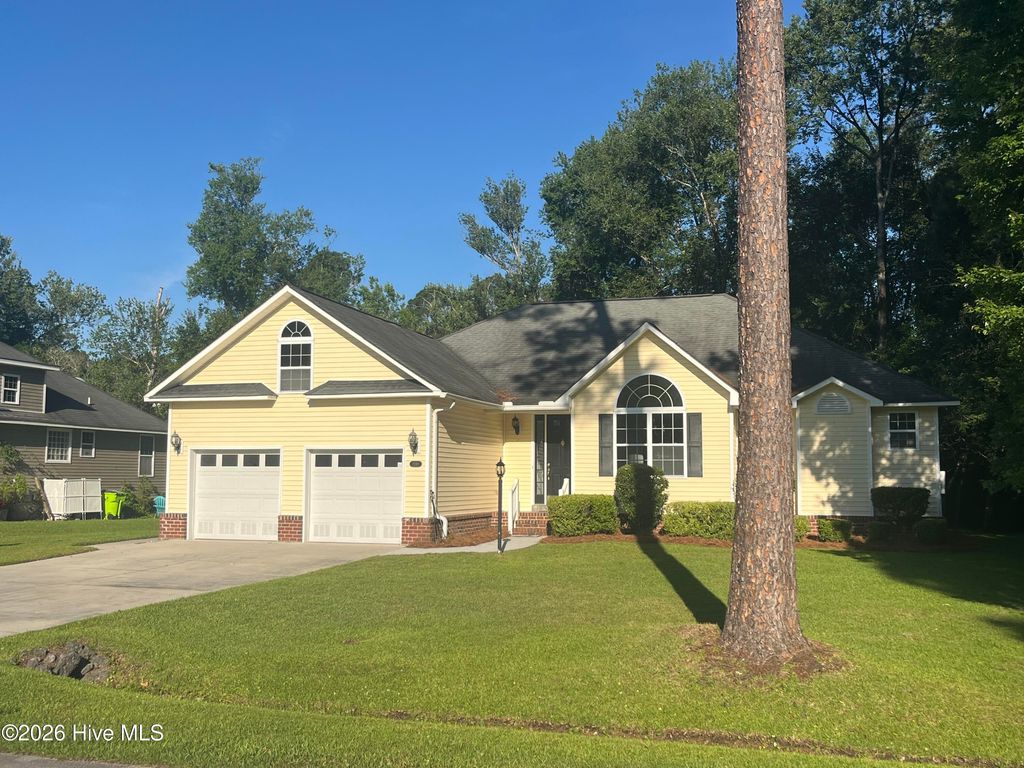 Photo of 2159 Royal Pines Drive, New Bern, NC 28560 (MLS # 100577814)
