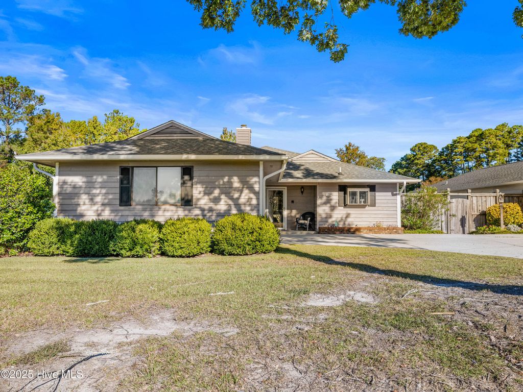 Photo of 2002 Colony Plaza, Jacksonville, NC 28546 (MLS # 100538354)