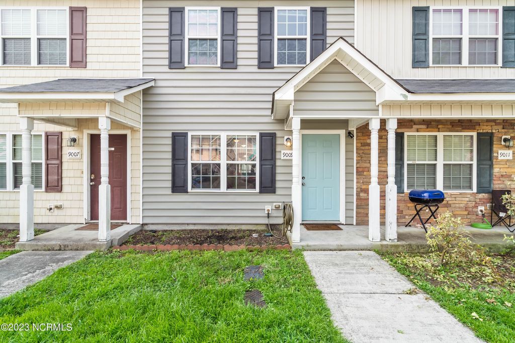Photo of 9009 Banister Loop, Jacksonville, NC 28546 (MLS # 100559780)
