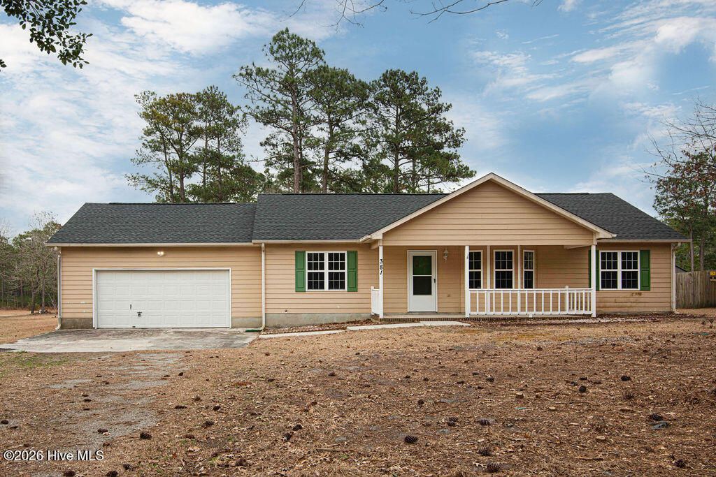 Photo of 381 Nc Hwy 172, Hubert, NC 28539 (MLS # 100557363)