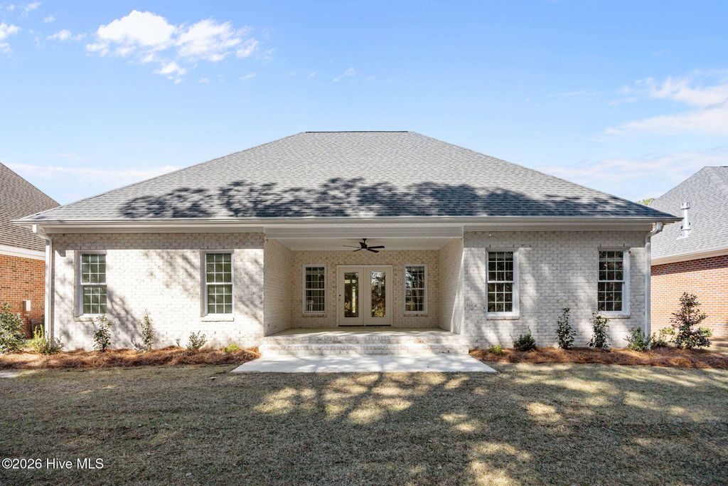 Photo of 2038 Cornerstone Drive, Winterville, NC 28590 (MLS # 100567031)