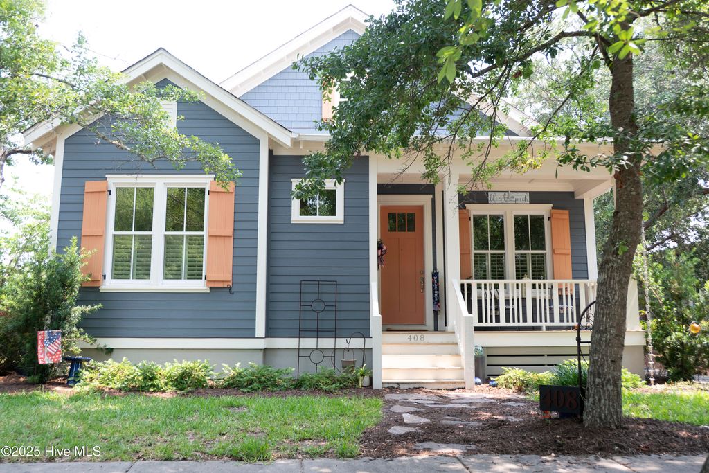 Photo of 408 Fire Fly Lane, Southport, NC 28461 (MLS # 100511633)