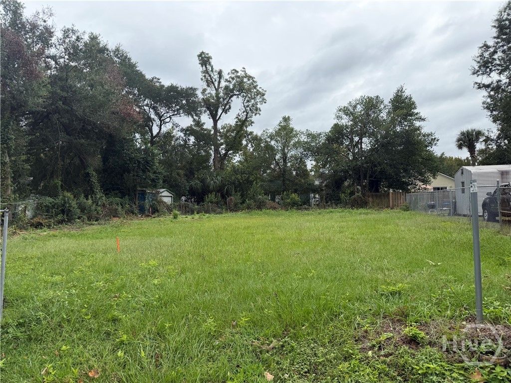 Photo of 609 E 32rd Street, Savannah, GA 31401 (MLS # SA350734)