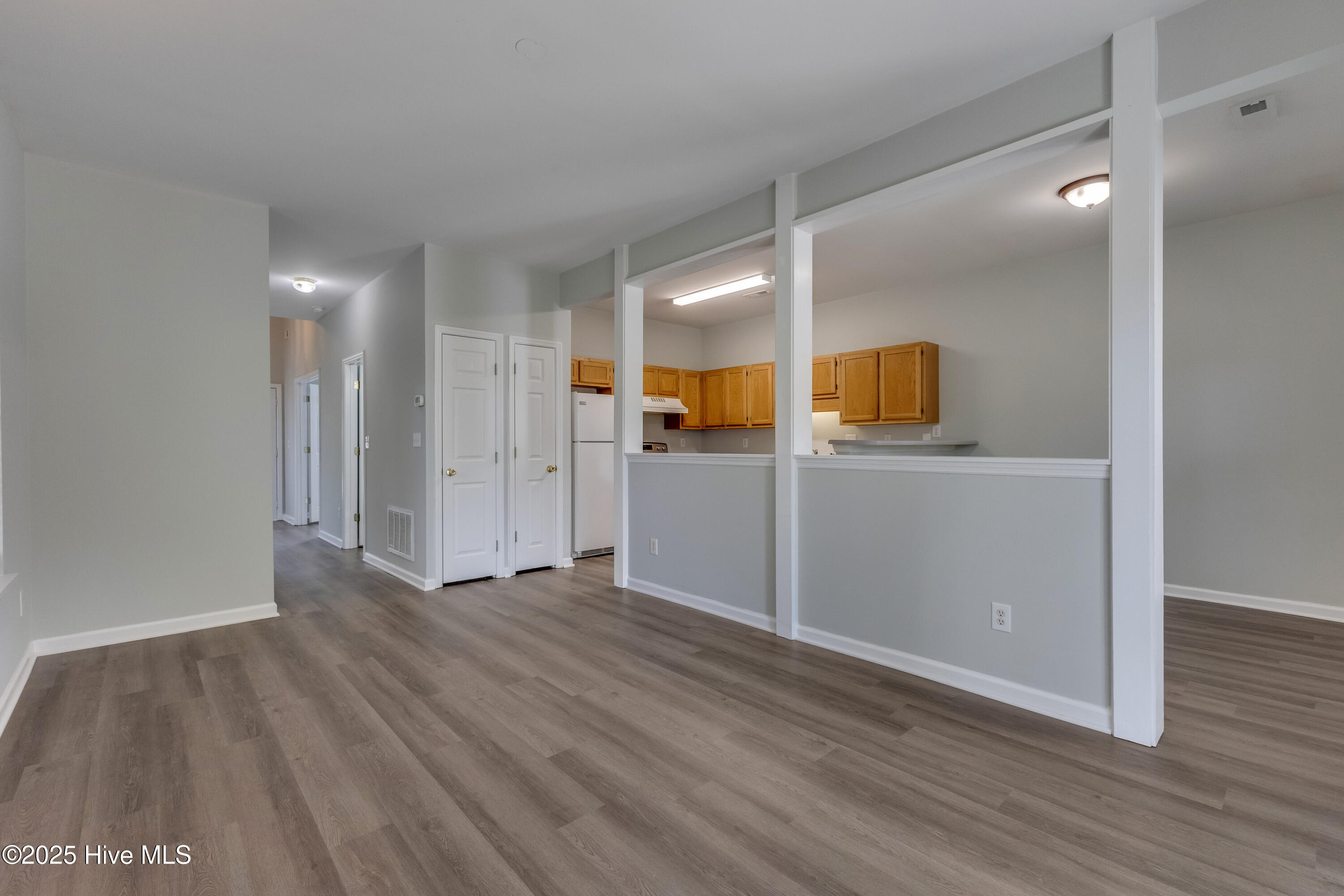 Wilmington, North Carolina 28405, United States, 3 Bedrooms Bedrooms, ,2 BathroomsBathrooms,Residential,Pending,255988