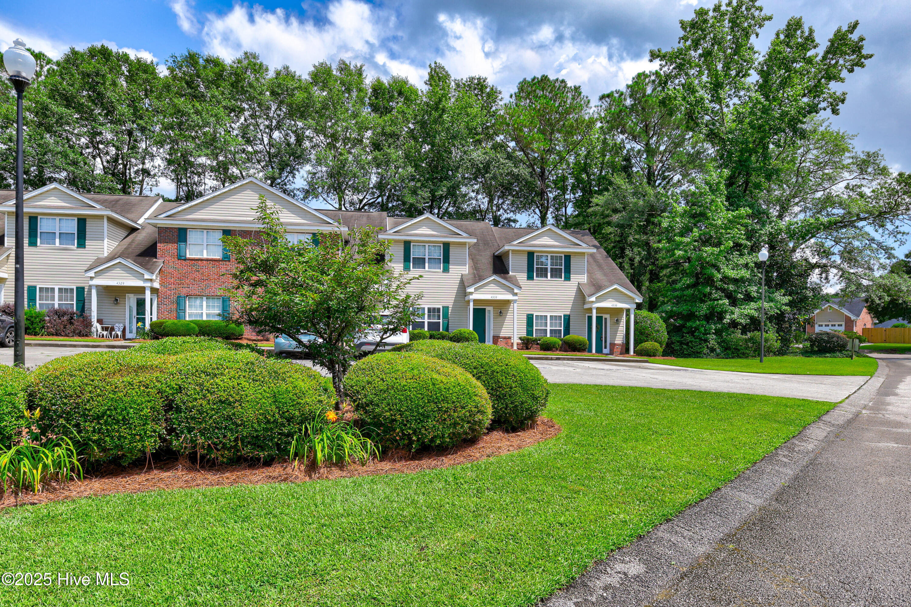 Wilmington, North Carolina 28405, United States, 3 Bedrooms Bedrooms, ,2 BathroomsBathrooms,Residential,Pending,255988