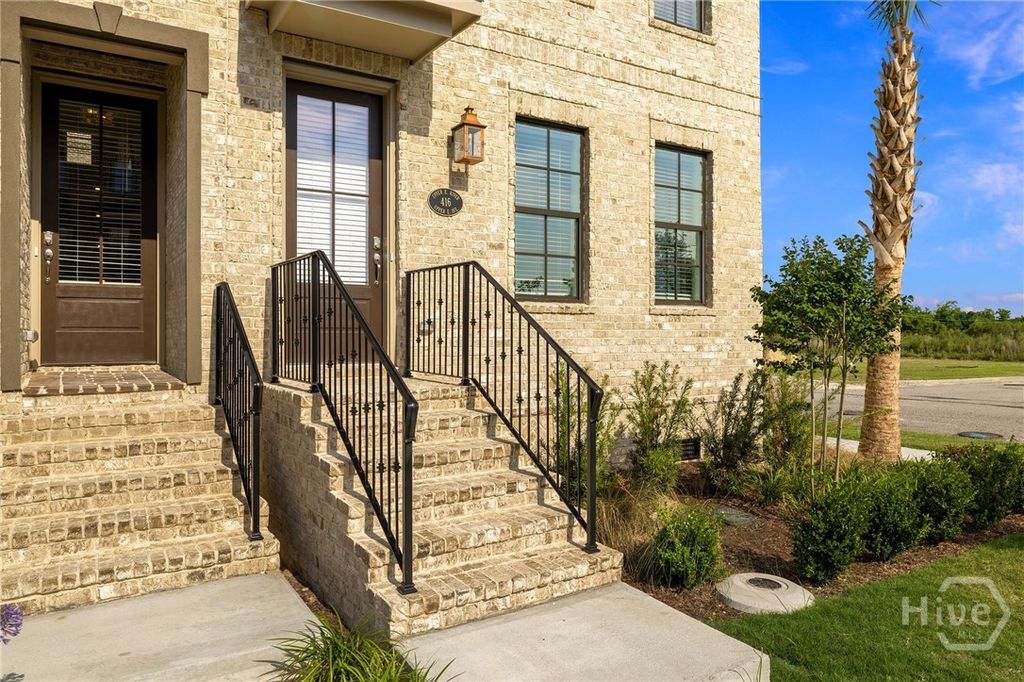 Photo of 416 Upper East Avenue, Savannah, GA 31401 (MLS # SA336412)