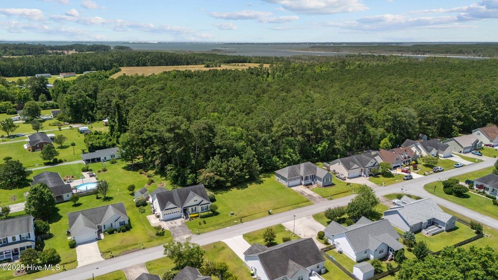 Photo of 107 Madison Bay Drive, Beaufort, NC 28516 (MLS # 100514106)