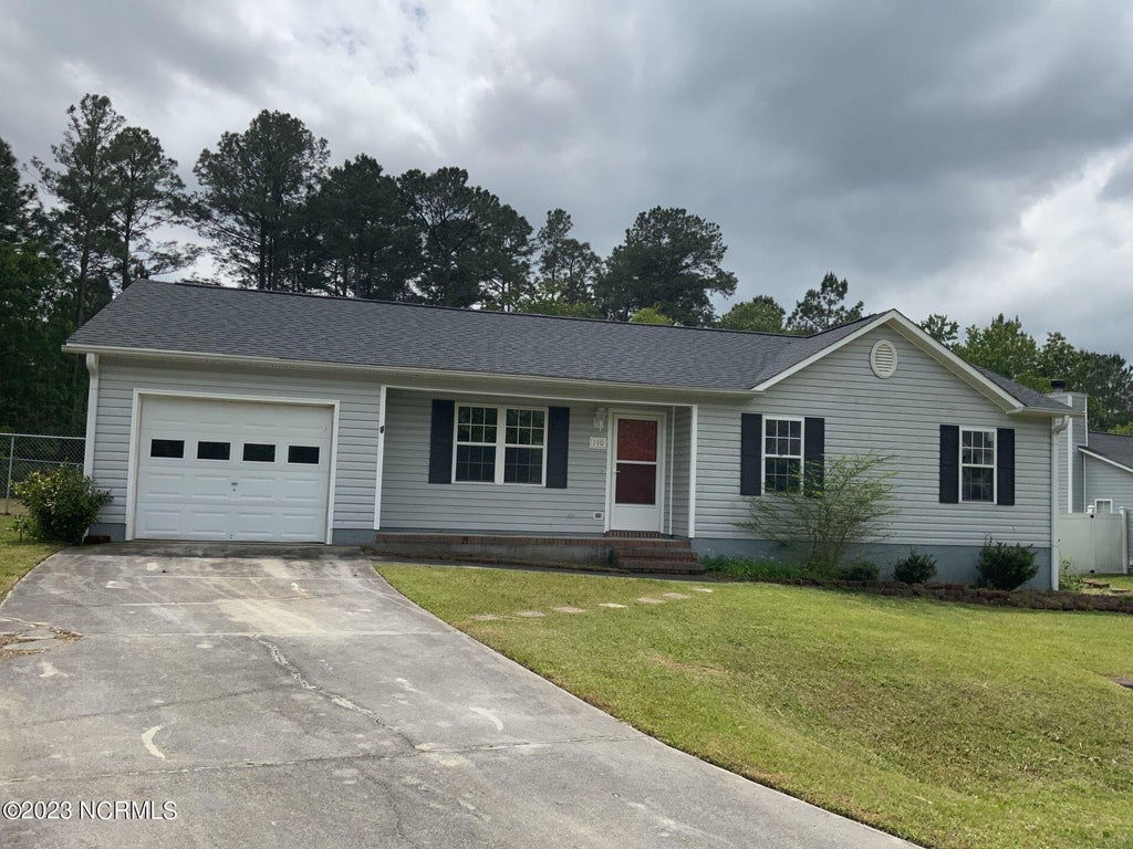 Photo of 110 Littleleaf Court, Jacksonville, NC 28540 (MLS # 100603315)