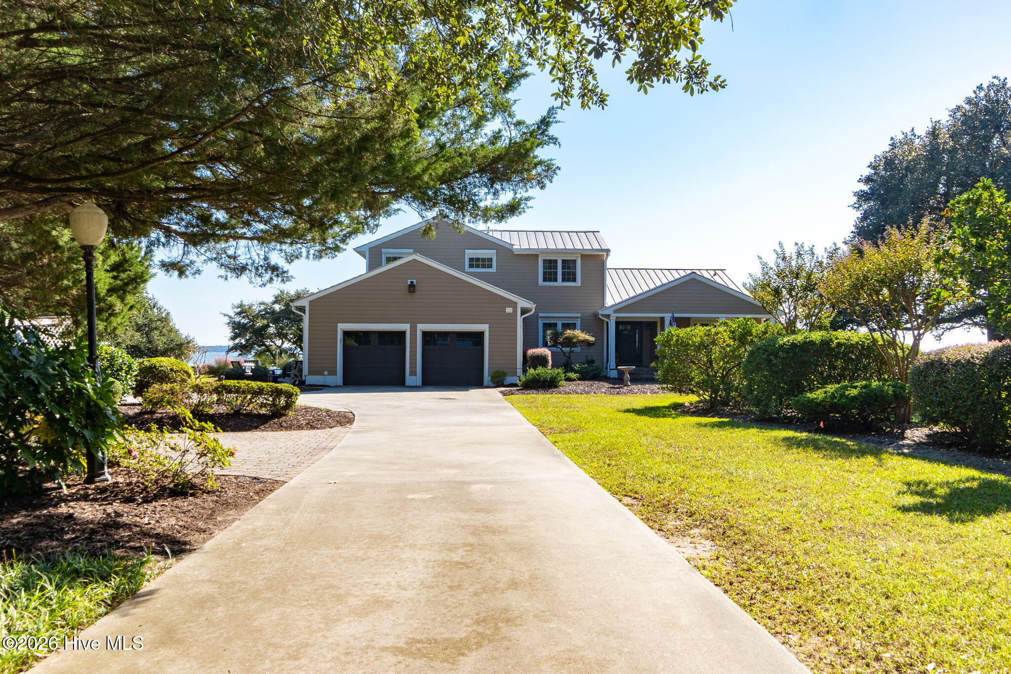 202 & 204 Bogue Drive