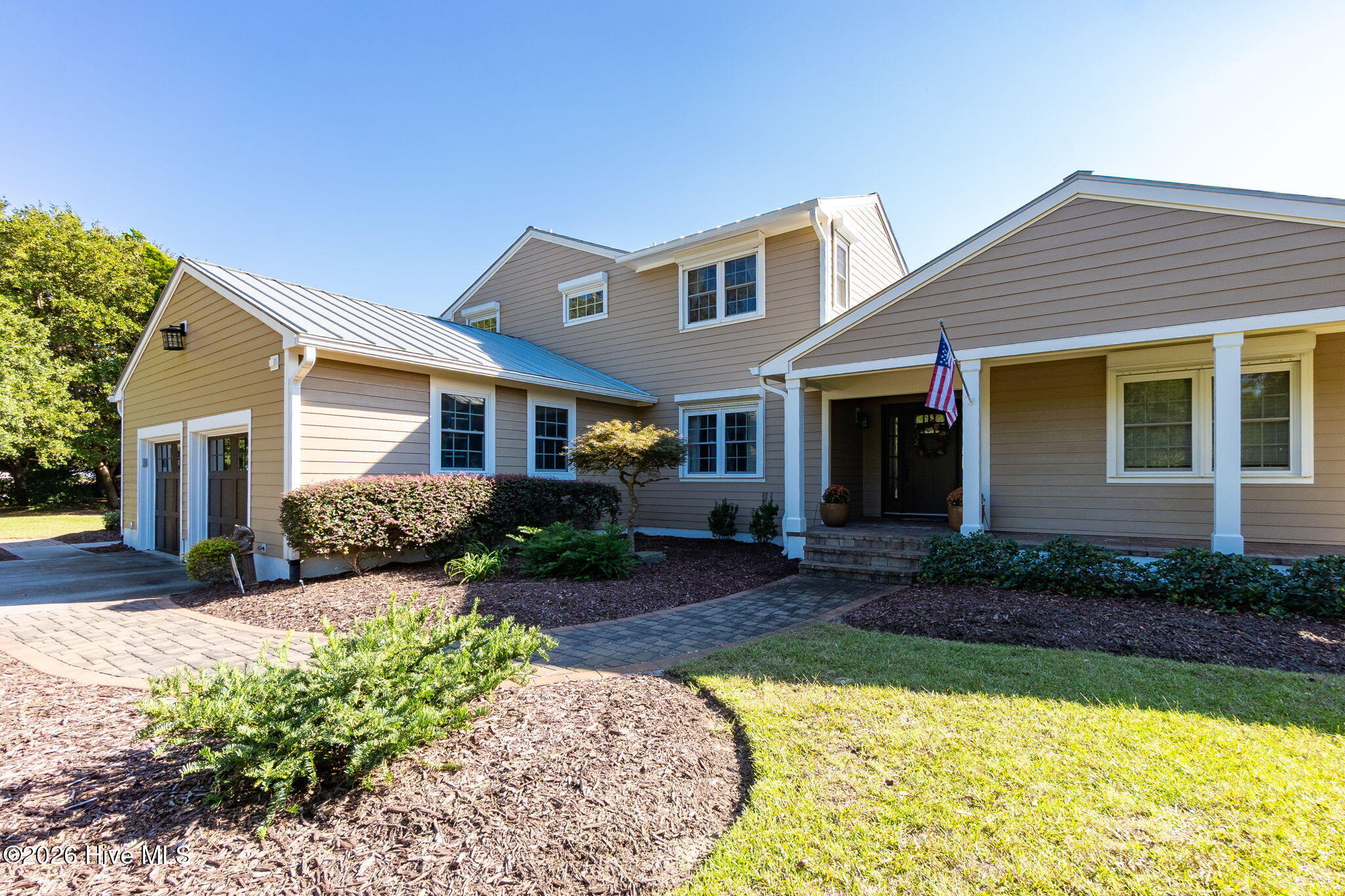202 & 204 Bogue Drive