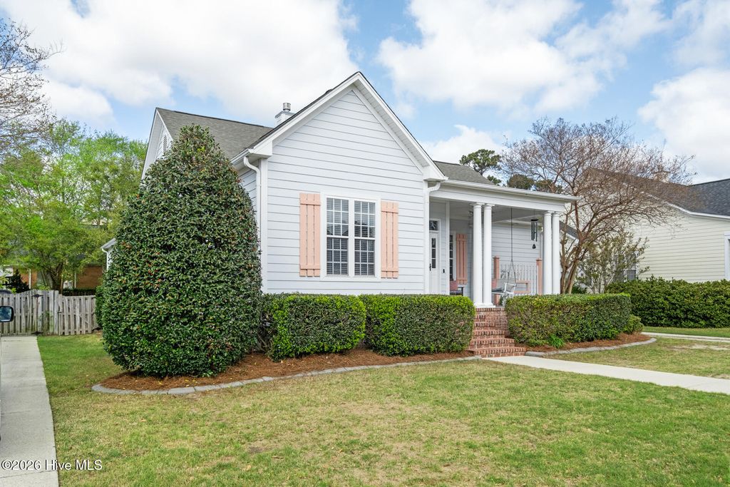 Photo of 520 Bayfield Drive, Wilmington, NC 28411 (MLS # 100564524)