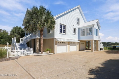Tiny photo for 526 Ballast Point Road, Hampstead, NC 28443 (MLS # 100610248)