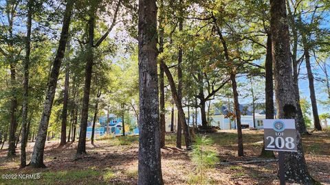 Vacant Land For Sale - 3627 White Cliffs Drive<br/> Castle Hayne, NC 28429