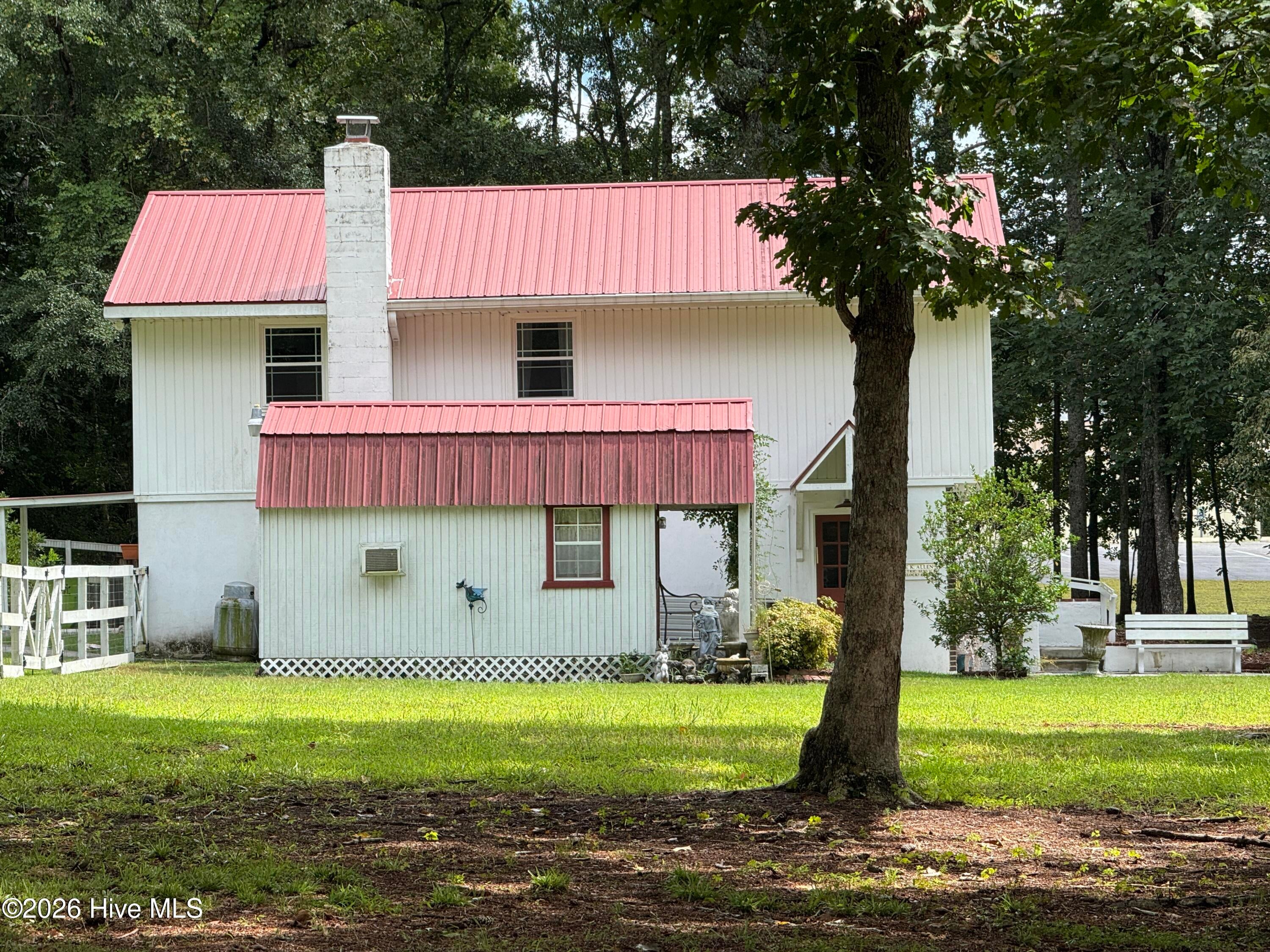 118 Oakwood Drive