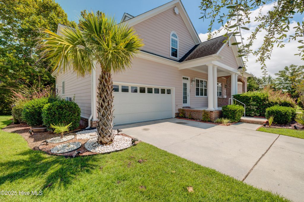 Photo of 7513 Promontory Court, Wilmington, NC 28412 (MLS # 100526585)