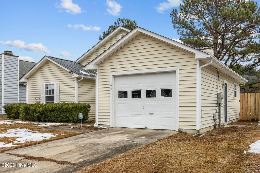 Photo of 2042 Derby Run Road, Jacksonville, NC 28546 (MLS # 100553131)