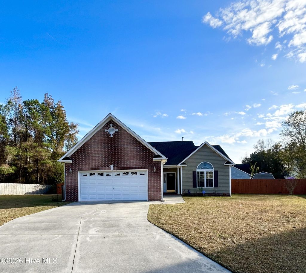 Photo of 104 Dellview Court, Jacksonville, NC 28540 (MLS # 100573518)