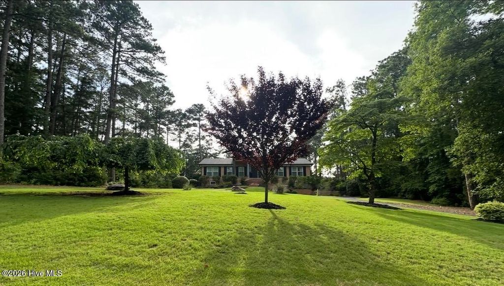 Photo of 102 Canterbury Road, Southern Pines, NC 28387 (MLS # 100554831)