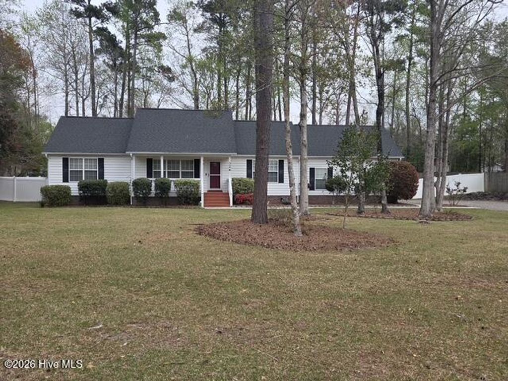 Photo of 326 Knollwood Drive, Hampstead, NC 28443 (MLS # 100562256)
