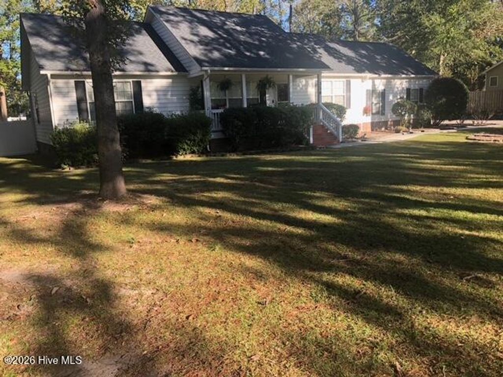 Photo of 326 Knollwood Drive, Hampstead, NC 28443 (MLS # 100562256)